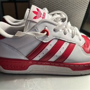 Casual adidas men’s shoes